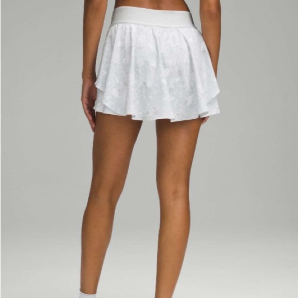 Lululemon Athletica Court Rival High Rise Light Gray Skirt Skort Tennis Run Golf - Picture 11 of 12